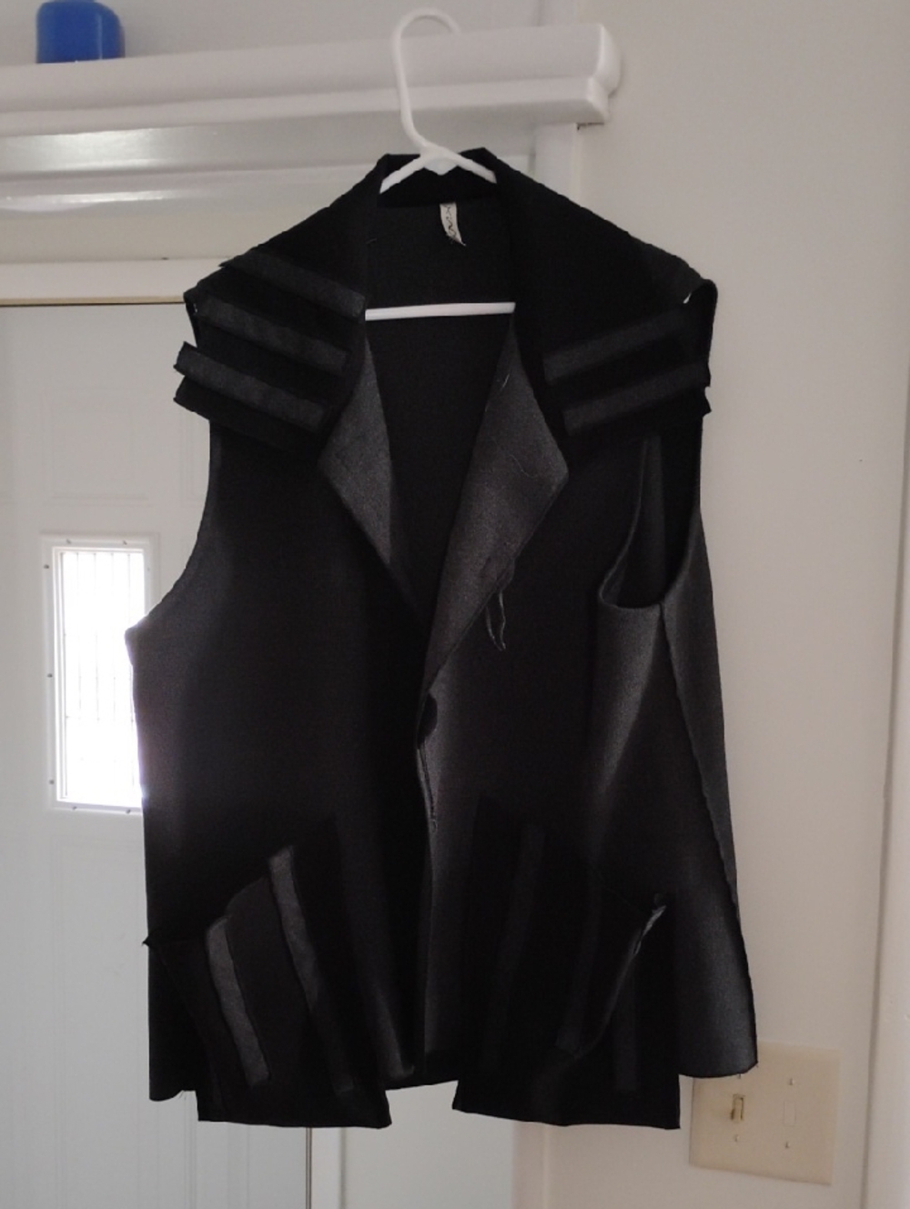 Black Sleeveless Open-Front Vest - Women Tops